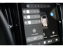 Volvo XC60 T6 Plus Black Edition Recharge Plug-In Hybrid AWD | HUD | Pano | H&K | Trekhaak | Stoelventilatie | 360 camera |