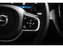 Volvo XC60 T6 Plus Black Edition Recharge Plug-In Hybrid AWD | HUD | Pano | H&K | Trekhaak | Stoelventilatie | 360 camera |