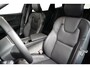 Volvo XC60 T6 Plus Black Edition Recharge Plug-In Hybrid AWD | HUD | Pano | H&K | Trekhaak | Stoelventilatie | 360 camera |