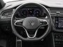 Volkswagen Tiguan 1.5 TSI 150pk DSG R-Line · Panoramadak · Trekhaak · Camera · Apple/Android Car Play · Navigatie · Stoel-& Stuurverwarming · 19'' Inch ·