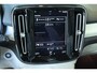 Volvo XC40 T2 Inscription | Lederen bekleding | Panoramadak | Semi Elektrische Wegklapbare Trekhaak | Elektrische wegklapbare trekhaak | Elektrische bedienbare voorstoelen | Dealeronderhouden | 1ste Eigenaar |