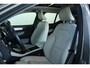 Volvo XC40 T2 Inscription | Lederen bekleding | Panoramadak | Semi Elektrische Wegklapbare Trekhaak | Elektrische wegklapbare trekhaak | Elektrische bedienbare voorstoelen | Dealeronderhouden | 1ste Eigenaar |