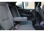 Volvo XC40 T2 Momentum | Parkeersensoren voor+achter | Parkeercamera | Cruise control | Climate control | Keyless start | 18 inch Lichtmetalen velgen |