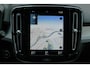 Volvo XC40 T2 Momentum | Parkeersensoren voor+achter | Parkeercamera | Cruise control | Climate control | Keyless start | 18 inch Lichtmetalen velgen |