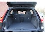 Volvo XC40 T2 Momentum | Parkeersensoren voor+achter | Parkeercamera | Cruise control | Climate control | Keyless start | 18 inch Lichtmetalen velgen |
