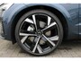 Volvo XC60 T6 Automaat Plug-in hybrid AWD Ultra Black Edition | Luchtvering | Panoramadak | Verwarmbare voorstoelen en stuurwiel | 360 graden camera | Premium audio by Harman Kardon | Head up display