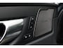 Volvo XC60 T6 Automaat Plug-in hybrid AWD Ultra Black Edition | Luchtvering | Panoramadak | Verwarmbare voorstoelen en stuurwiel | 360 graden camera | Premium audio by Harman Kardon | Head up display