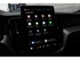 Volvo XC60 T6 Automaat Plug-in hybrid AWD Ultra Black Edition | Luchtvering | Panoramadak | Verwarmbare voorstoelen en stuurwiel | 360 graden camera | Premium audio by Harman Kardon | Head up display