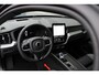 Volvo XC60 T6 Automaat Plug-in hybrid AWD Ultra Black Edition | Luchtvering | Panoramadak | Verwarmbare voorstoelen en stuurwiel | 360 graden camera | Premium audio by Harman Kardon | Head up display