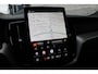 Volvo XC60 T6 Automaat Plug-in hybrid AWD Ultra Black Edition | Luchtvering | Panoramadak | Verwarmbare voorstoelen en stuurwiel | 360 graden camera | Premium audio by Harman Kardon | Head up display