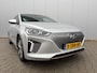 Hyundai Ioniq Comfort EV / SOH 100% / Airco / Automaat / Stoelverwarming / All Season banden / Apple Carplay/Android Auto / Navigatiesysteem full map /