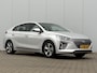 Hyundai Ioniq Comfort EV / SOH 100% / Airco / Automaat / Stoelverwarming / All Season banden / Apple Carplay/Android Auto / Navigatiesysteem full map /