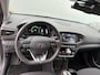 Hyundai Ioniq Comfort EV / SOH 100% / Airco / Automaat / Stoelverwarming / All Season banden / Apple Carplay/Android Auto / Navigatiesysteem full map /