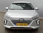 Hyundai Ioniq Comfort EV / SOH 100% / Airco / Automaat / Stoelverwarming / All Season banden / Apple Carplay/Android Auto / Navigatiesysteem full map /