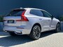 Volvo XC60 T6 Plus Dark Recharge Plug-In Hybrid AWD | Luchtvering | H&K | HUD | Nappa | Trekhaak | Pano | Massage | Stoelventilatie |