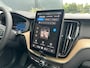 Volvo XC60 T6 Plus Dark Recharge Plug-In Hybrid AWD | Luchtvering | H&K | HUD | Nappa | Trekhaak | Pano | Massage | Stoelventilatie |