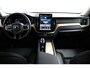 Volvo XC60 T6 Plus Dark Recharge Plug-In Hybrid AWD | Luchtvering | H&K | HUD | Nappa | Trekhaak | Pano | Massage | Stoelventilatie |