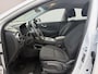 Hyundai Kona Electric EV Comfort 39 kWh / Accu SOH 100% / 8 Jaar Batterijgarantie / Fabrieksgarantie tot 3-2027 / Dealer Onderhouden / 3 Fase Laden CCS Snelladen / Stoel & Stuurwiel Verwarming / Navigatie via Apple Carplay & Android Auto / Adaptieve Cruise / Keyless / DAB /