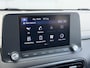 Hyundai Kona Electric EV Comfort 39 kWh / Accu SOH 100% / 8 Jaar Batterijgarantie / Fabrieksgarantie tot 3-2027 / Dealer Onderhouden / 3 Fase Laden CCS Snelladen / Stoel & Stuurwiel Verwarming / Navigatie via Apple Carplay & Android Auto / Adaptieve Cruise / Keyless / DAB /