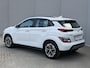Hyundai Kona Electric EV Comfort 39 kWh / Accu SOH 100% / 8 Jaar Batterijgarantie / Fabrieksgarantie tot 3-2027 / Dealer Onderhouden / 3 Fase Laden CCS Snelladen / Stoel & Stuurwiel Verwarming / Navigatie via Apple Carplay & Android Auto / Adaptieve Cruise / Keyless / DAB /