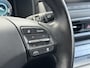 Hyundai Kona Electric EV Comfort 39 kWh / Accu SOH 100% / 8 Jaar Batterijgarantie / Fabrieksgarantie tot 3-2027 / Dealer Onderhouden / 3 Fase Laden CCS Snelladen / Stoel & Stuurwiel Verwarming / Navigatie via Apple Carplay & Android Auto / Adaptieve Cruise / Keyless / DAB /