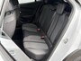 Peugeot 2008 1.2 Hybrid 136 Allure | Cruise control | Parkeersensoren voor & achter | CarPlay |