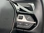 Peugeot 2008 1.2 Hybrid 136 Allure | Cruise control | Parkeersensoren voor & achter | CarPlay |