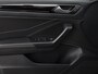 Volkswagen T-Roc 1.5 TSI 150pk DSG R-Line Business · Camera · Panoramadak · Trekhaak afneembaar · Apple/Android Car Play · Navigatie · 18'' Inch ·