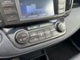Toyota RAV4 2.0 Executive Business 4WD Automaat! | Boekjes ingevuld en compleet | NL-AUTO | Navigatie | Camera | Stoelverwarming | JBL audio | Afdalingsassistentie |