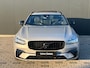 Volvo V90 T6 Plug-in hybrid AWD Ultimate Dark | Panoramadak | Trekhaak | Long Range | Luchtvering | Bowers & Wilkins | Long Range | Stoel en stuurwielverwarming |