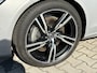 Volvo V90 T6 Plug-in hybrid AWD Ultimate Dark | Panoramadak | Trekhaak | Long Range | Luchtvering | Bowers & Wilkins | Long Range | Stoel en stuurwielverwarming |