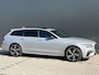 Volvo V90 T6 Plug-in hybrid AWD Ultimate Dark | Panoramadak | Trekhaak | Long Range | Luchtvering | Bowers & Wilkins | Long Range | Stoel en stuurwielverwarming |