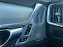 Volvo V90 T6 Plug-in hybrid AWD Ultimate Dark | Panoramadak | Trekhaak | Long Range | Luchtvering | Bowers & Wilkins | Long Range | Stoel en stuurwielverwarming |