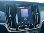 Volvo V90 T6 Plug-in hybrid AWD Ultimate Dark | Panoramadak | Trekhaak | Long Range | Luchtvering | Bowers & Wilkins | Long Range | Stoel en stuurwielverwarming |