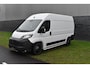 Peugeot Boxer 2.2 BlueHDi 140 S&S L2H2 3.3t Euro 6 Nieuwe registratie 2024/ GEEN BPM/ L2H2/ achteruitrijcamera verzwaard verenpakket, pakket City plus