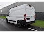 Peugeot Boxer 2.2 BlueHDi 140 S&S L2H2 3.3t Euro 6 Nieuwe registratie 2024/ GEEN BPM/ L2H2/ achteruitrijcamera verzwaard verenpakket, pakket City plus