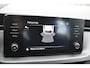 Skoda Scala 1.0 TSI Ambition Automaat Carplay Navigatie Front/lane assist Stoelverwarming Parkeer sensoren