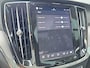 Volvo V60 2.0 T8 Plug-in hybrid AWD Plus Dark | Panoramadak | Head-up Display | 360 camera | Stoelverwarming |