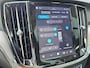 Volvo V60 2.0 T8 Plug-in hybrid AWD Plus Dark | Panoramadak | Head-up Display | 360 camera | Stoelverwarming |