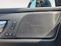 Volvo V60 2.0 T8 Plug-in hybrid AWD Plus Dark | Panoramadak | Head-up Display | 360 camera | Stoelverwarming |