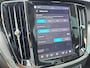 Volvo V60 2.0 T8 Plug-in hybrid AWD Plus Dark | Panoramadak | Head-up Display | 360 camera | Stoelverwarming |