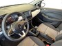 Renault Clio 90PK TCe Evolution | Airco | Lichtmetalen Velgen | Apple Carplay/Android Auto | Parkeersensoren | Elektrische Ramen | DAB | Cruise Control | Bluetooth | Full LED | Privacy Glass |