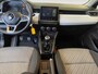 Renault Clio 90PK TCe Evolution | Airco | Lichtmetalen Velgen | Apple Carplay/Android Auto | Parkeersensoren | Elektrische Ramen | DAB | Cruise Control | Bluetooth | Full LED | Privacy Glass |
