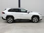 Toyota RAV4 2.5 Plug-in Hybrid AWD ✅Alarm Klasse 3✅Trekhaak✅Head-Up✅Stoelverw. V+A✅Elect. Achterklep✅Keyless