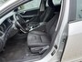 Volvo V60 2.0 T5 Kinetic | Origineel Nederlandse auto | Trekhaak | Cruise control | Climate control | Multifunctioneel stuurwiel | Elektrische ramen voor + achter | Lichtmetalen velgen 16 inch | LED dagrijverlichting |