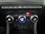Renault Captur 1.6 E-Tech Hybrid 145 Intens | Navigatie | All-Season Banden | Parkeersensoren | Cruise Control |