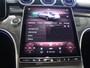 Mercedes-Benz C-klasse 300e Business Solution AMG | Panoramaschuifdak | Nightpakket | Digital Light | 19" LM velgen | Dodehoekassistent | 360° camera | Stoelverwarming | Sfeerverlichting |