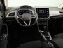 Volkswagen T-Roc 1.5 TSI R-Line Business | Achteruitrijcamera | Ergo Stoelen | Stoelverwarming | Elektrische achterklep |