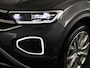 Volkswagen T-Roc 1.5 TSI R-Line Business | Achteruitrijcamera | Ergo Stoelen | Stoelverwarming | Elektrische achterklep |
