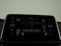 Volkswagen T-Roc 1.5 TSI R-Line Business | Achteruitrijcamera | Ergo Stoelen | Stoelverwarming | Elektrische achterklep |
